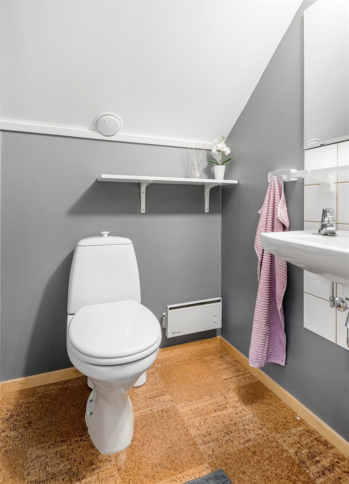 Det er et wc-rom i andre etasje. Galleribilde