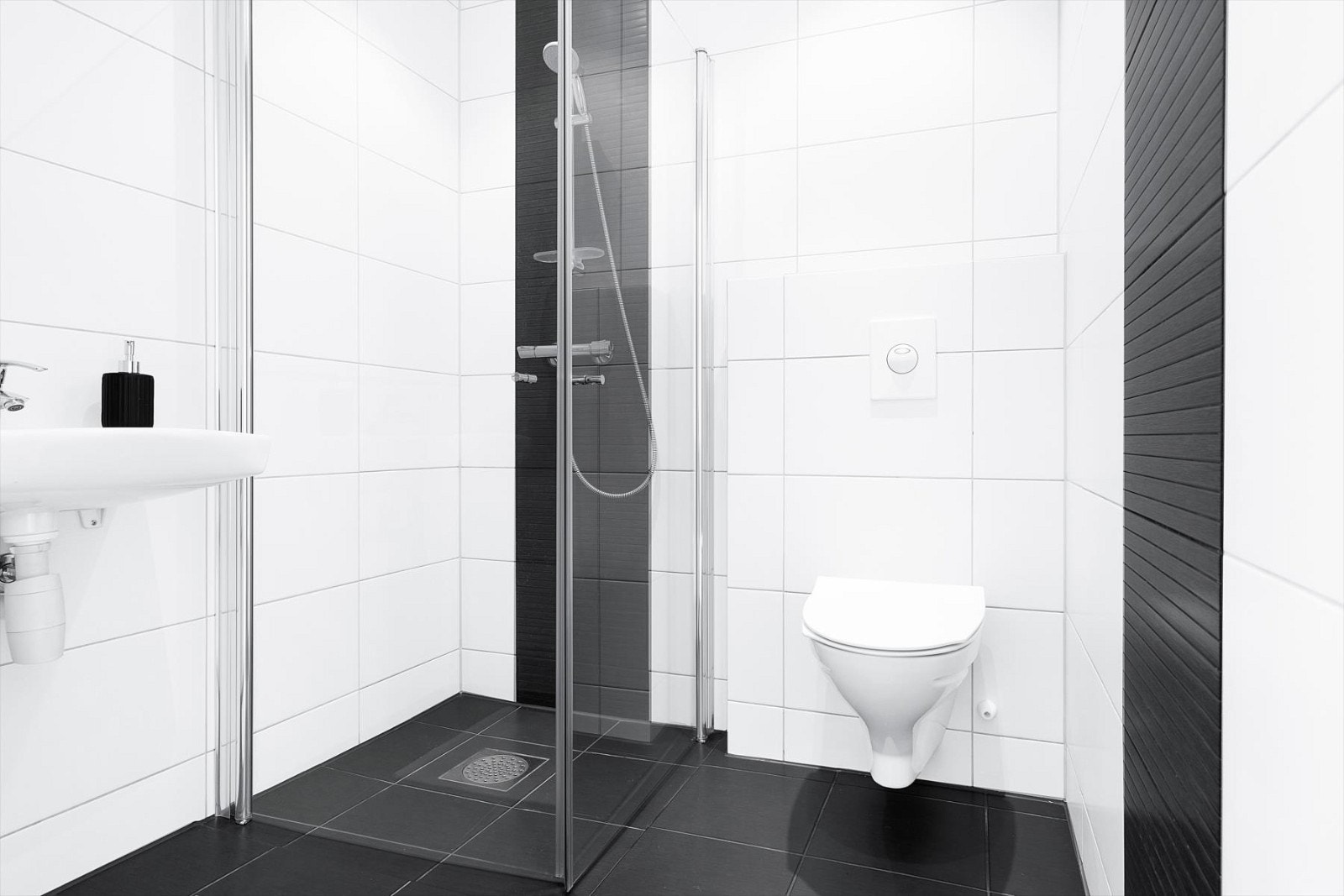 Privat bad for hovedsoverommet. Galleribilde