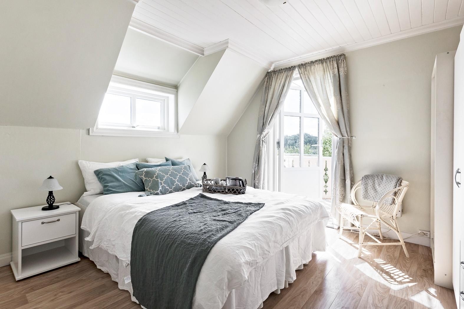 Soverom 2, også med egen balkong! Galleribilde