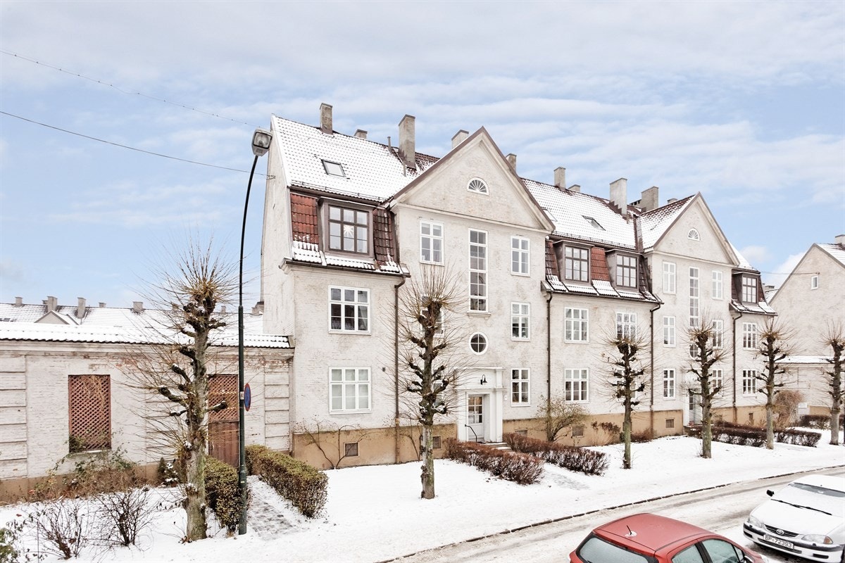 Velkommen til Lindern Galleribilde