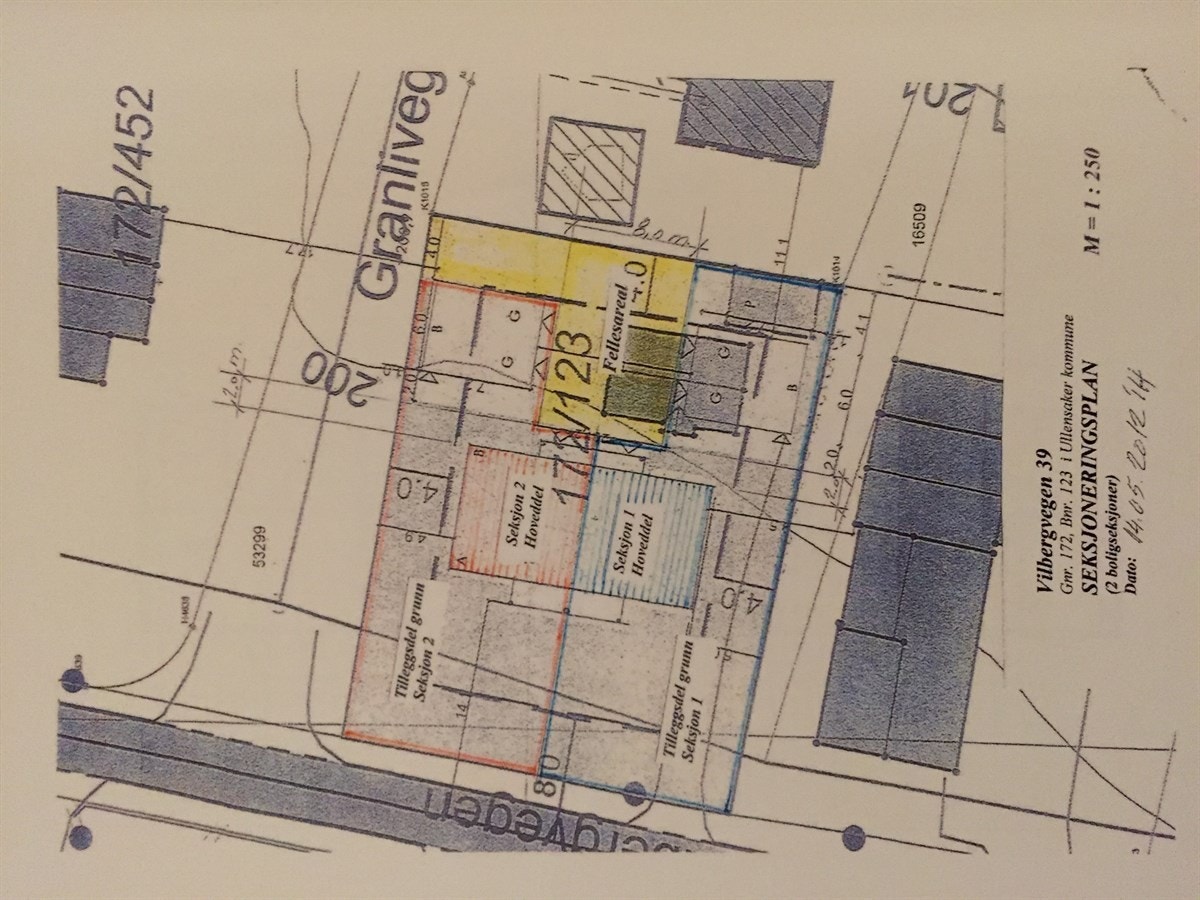 Seksjoneringskart. Dette er seksjon 1, som har parkeringsplasser på begge sider av garasjen. Galleribilde