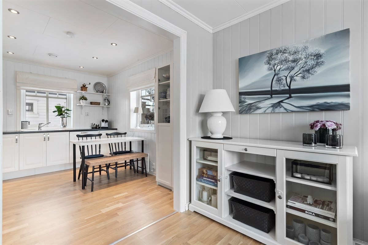 Fra stue mot kjøkken Galleribilde