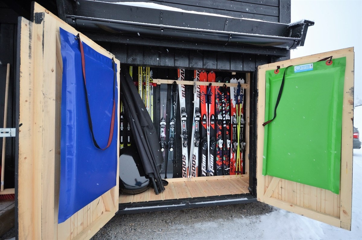 Ski-oppbevaring Galleribilde