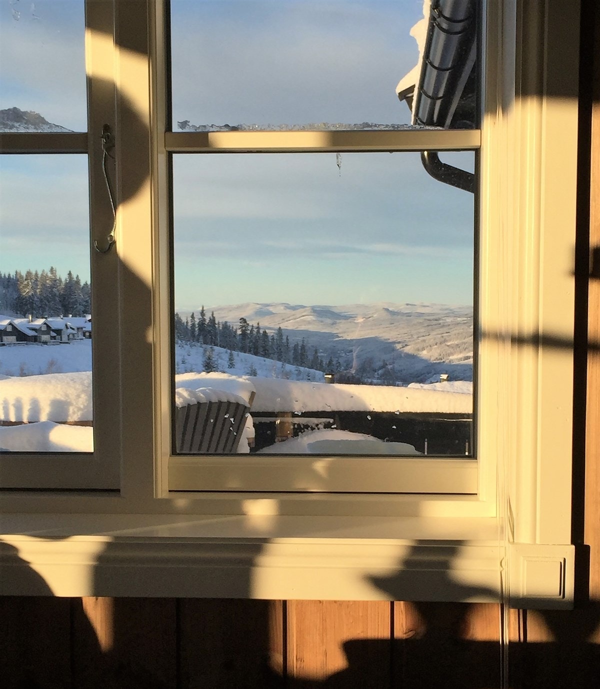 Utsikt fra kjøkkenvinduet Galleribilde