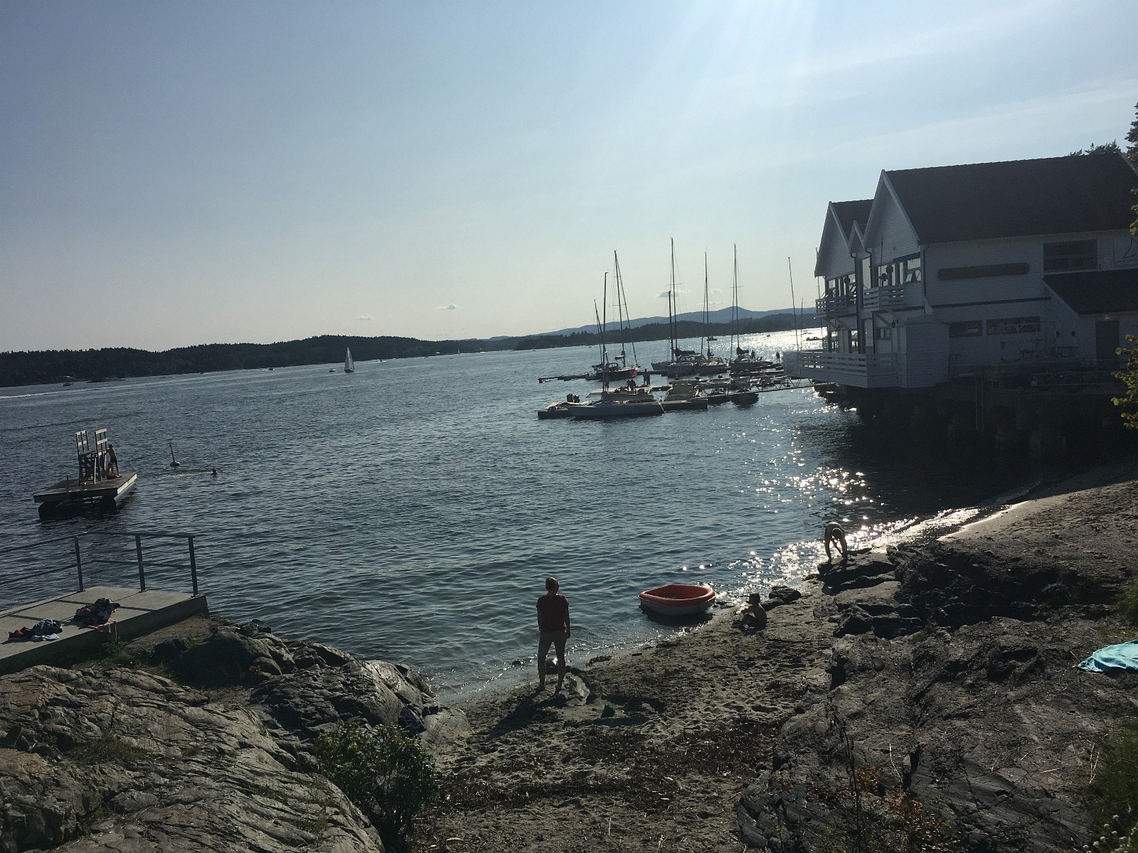 Offentlig strand 1 minutt hjemmefra Galleribilde