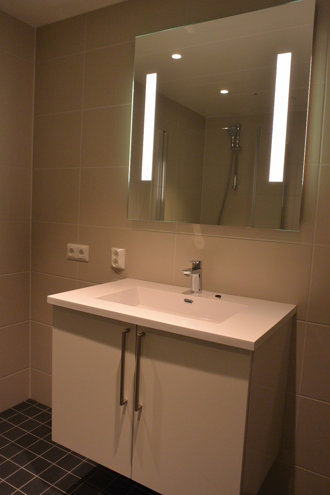 Lekker baderomsinnredning fra HTH Galleribilde