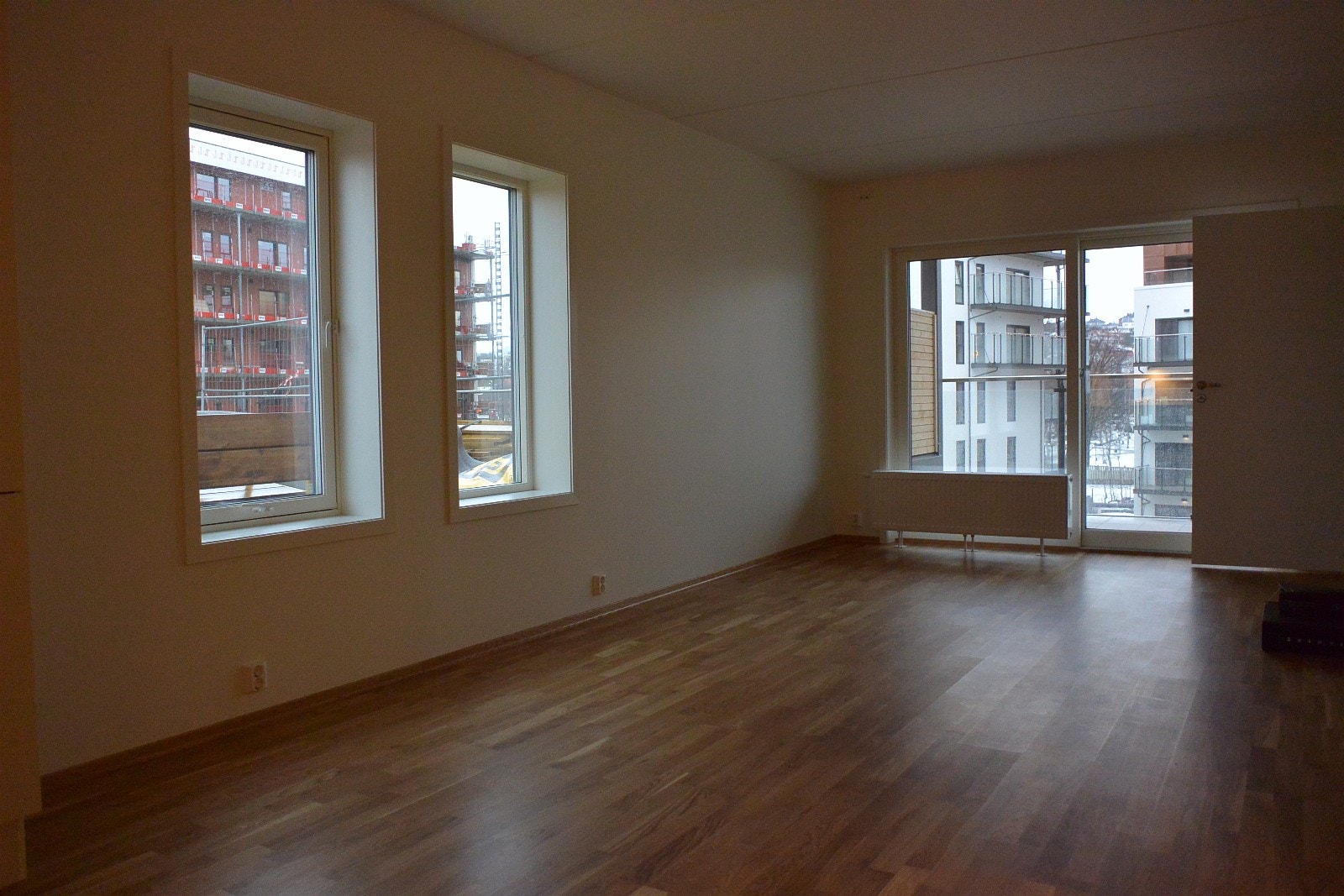 Utsikt i 2 retninger fra stue Galleribilde