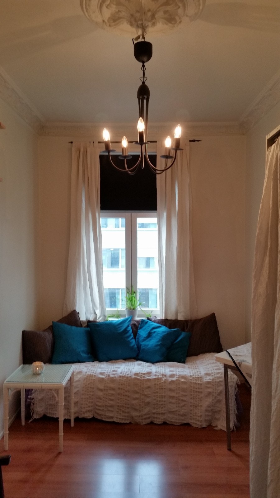 Hybel med egen inngang. Ca 15 kvm. Til leie for 1 person. Galleribilde