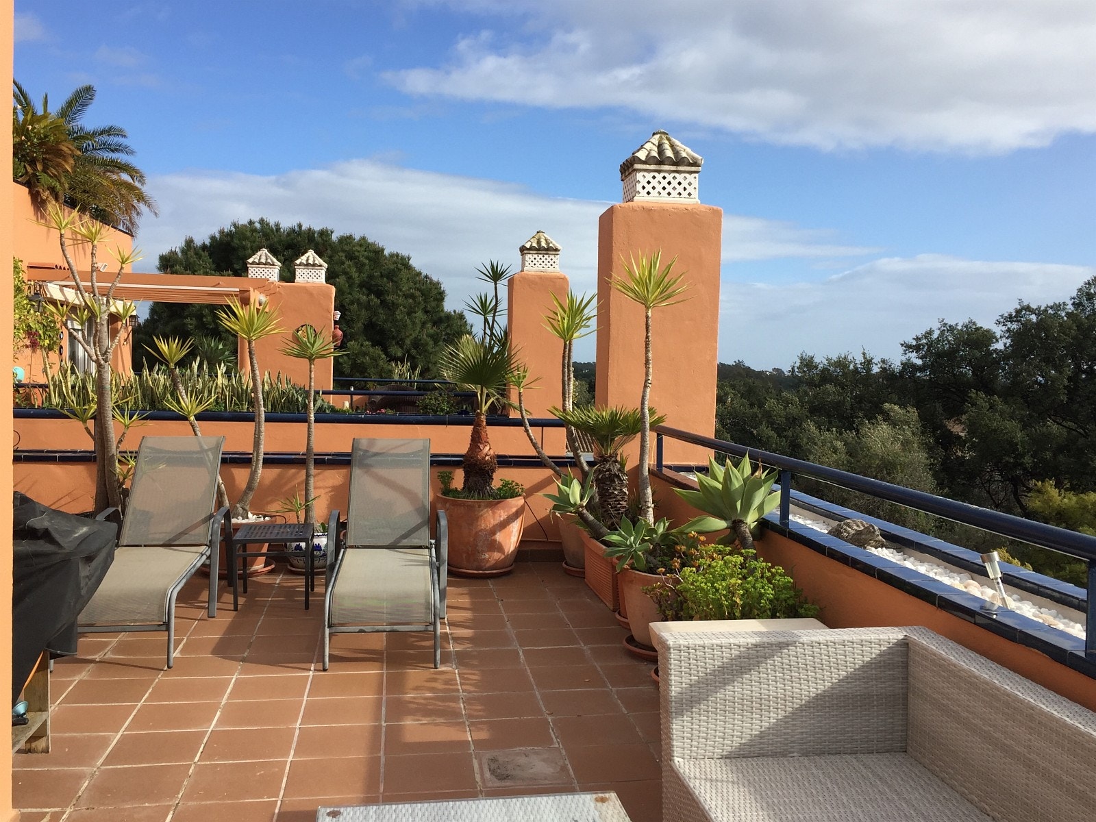 Utsikt mot øst Galleribilde