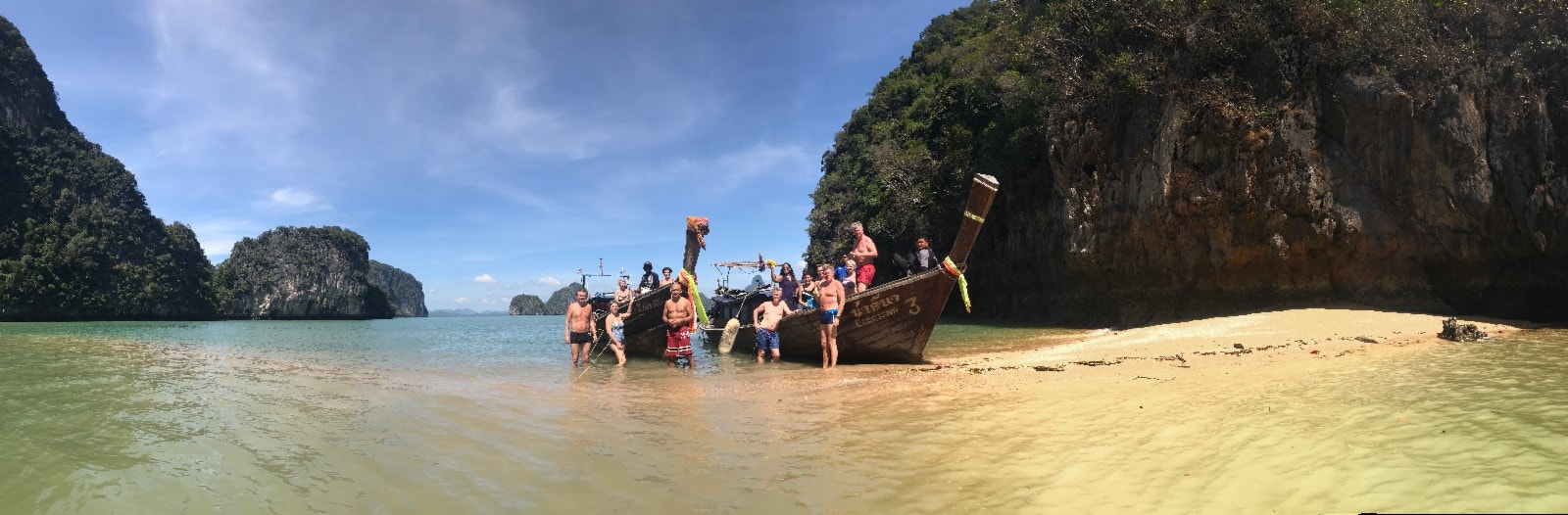 Dagstur med private båter til Phang Nga, og James Bond island, med stopp når du ønsker det for bading? Dette er blandt opplevelsene du får med deg fra Villa Jetjinda. Galleribilde