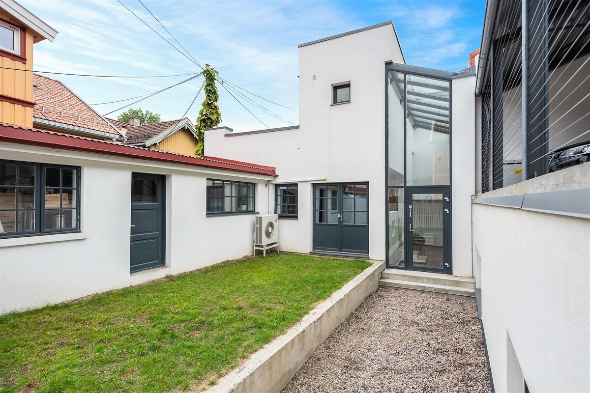 Velkommen til Fjellgata 45 - Unik funkis i mur på Rodeløkka Galleribilde