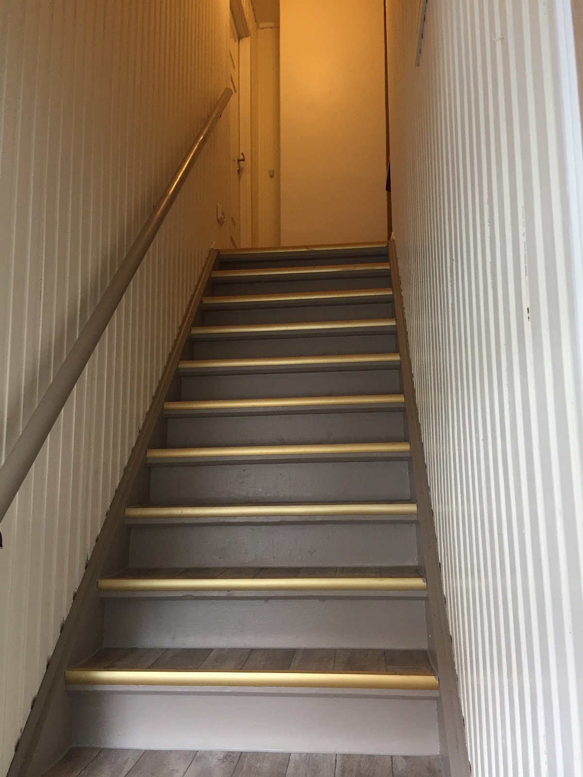 Gang opp til rom Galleribilde