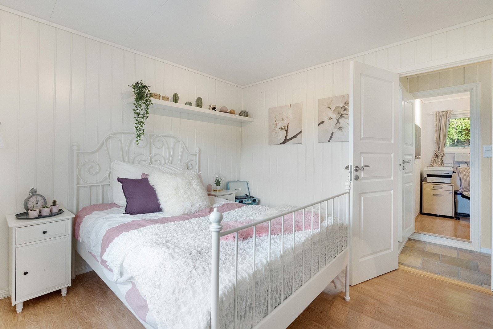 Det er totalt fire soverom i boligen Galleribilde