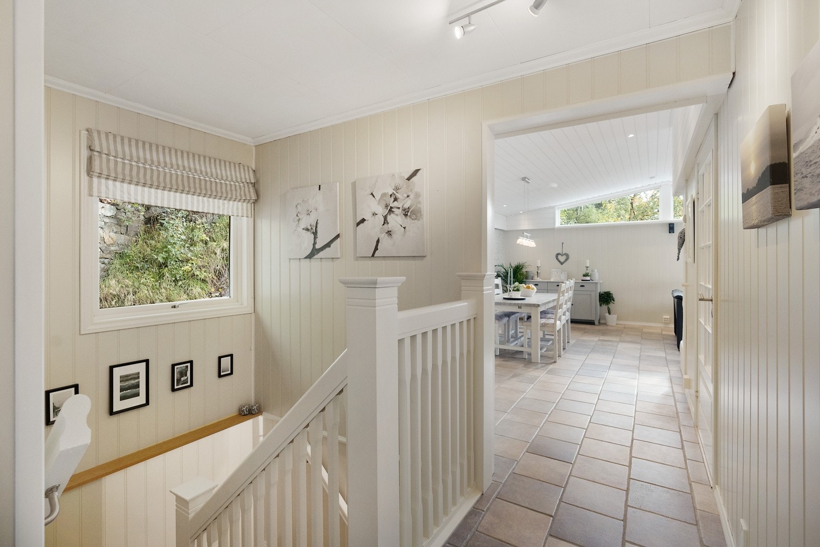 Velkommen opp i 1. etasje Galleribilde