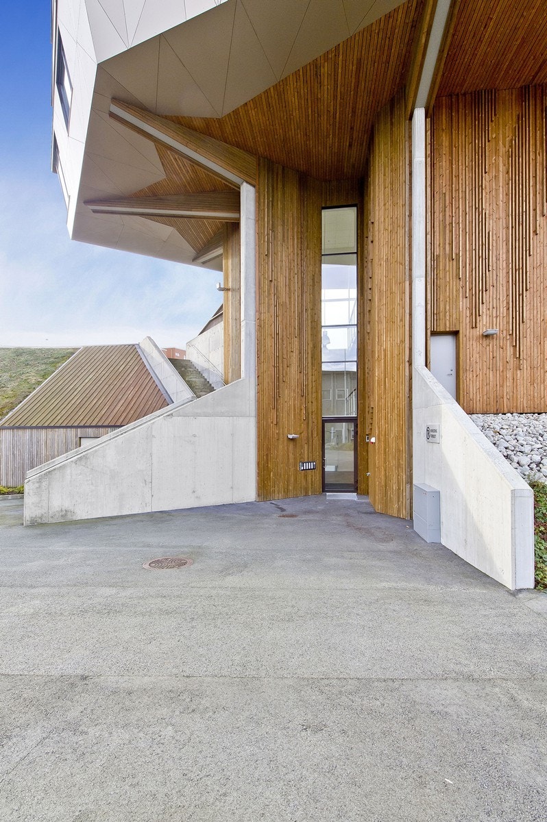 Inngangsparti til blokken Galleribilde