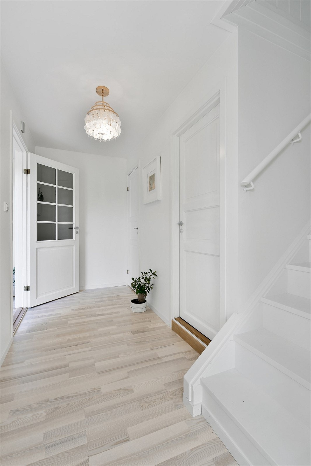 Trapp opp til 2. Etasje. Galleribilde