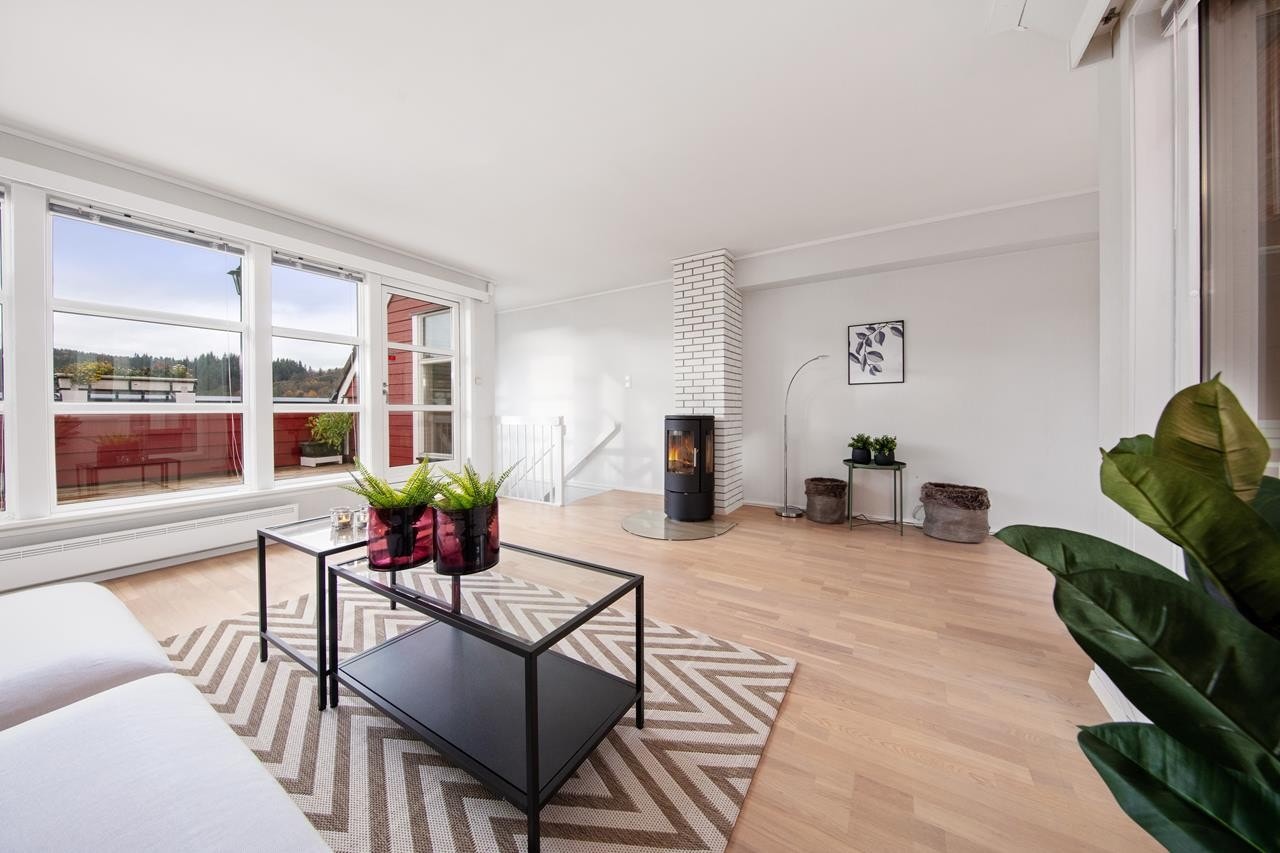 Boligen har lyse overflater og god standard. Galleribilde