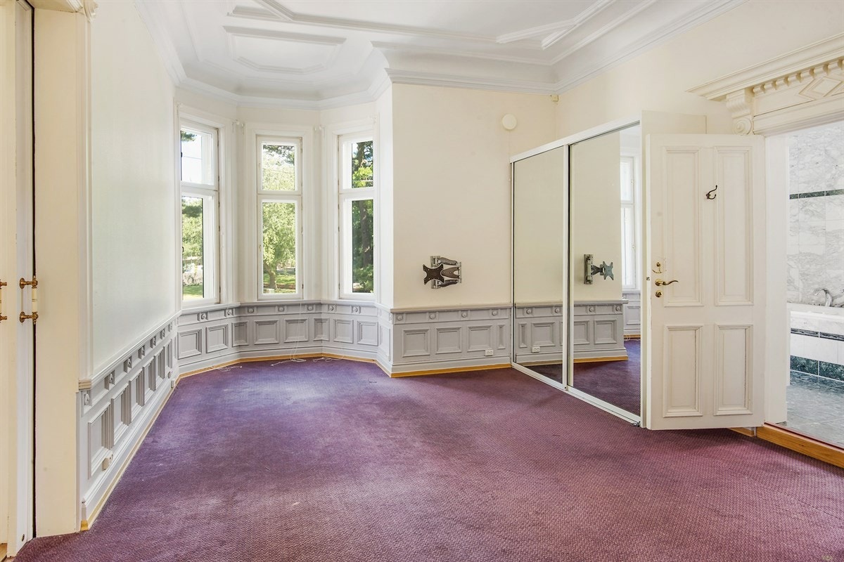 Hovedsoverom med eget stort baderom Galleribilde