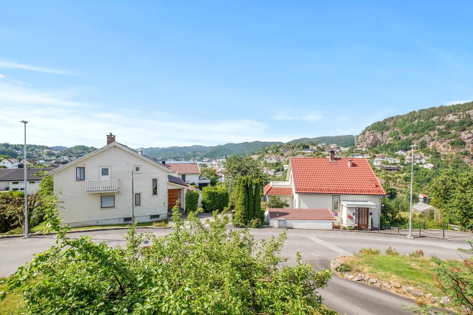 Utsikt fra eiendommen! Galleribilde