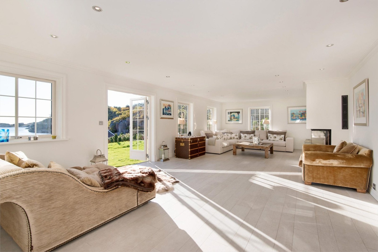 Fra stuen i 1.etg Galleribilde