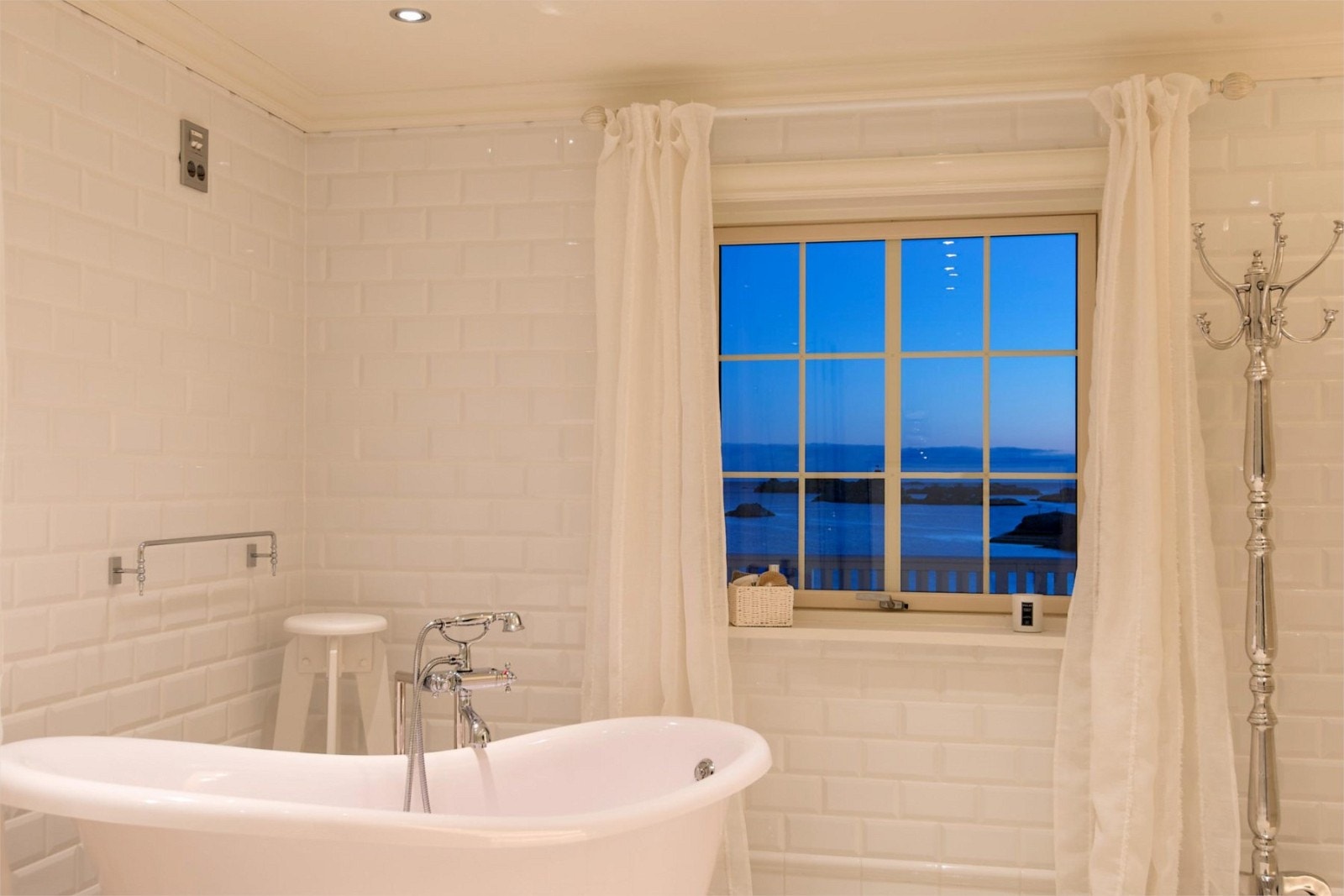 Stemningsbilde fra badet i 2.etg. Galleribilde