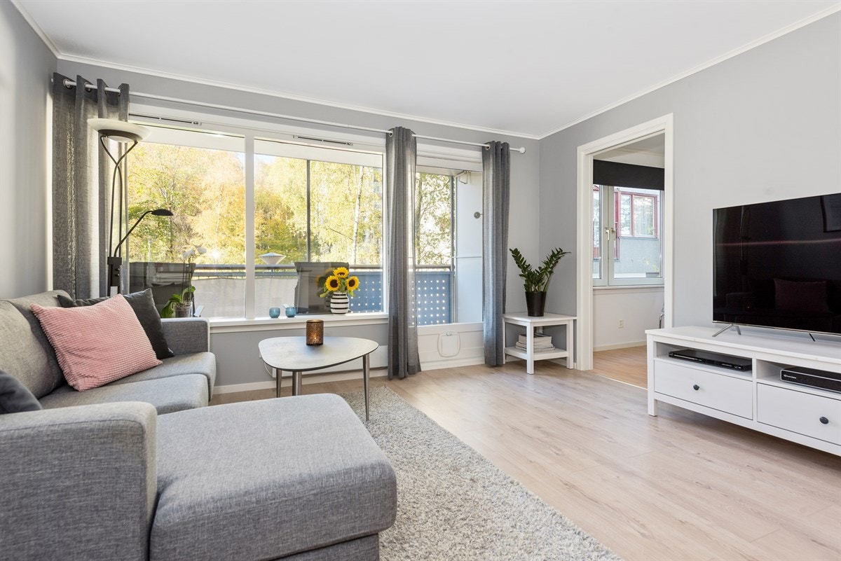 Boligen presenteres av Kristoffer J.Johannessen ved OBOS Eiendomsmeglere Galleribilde