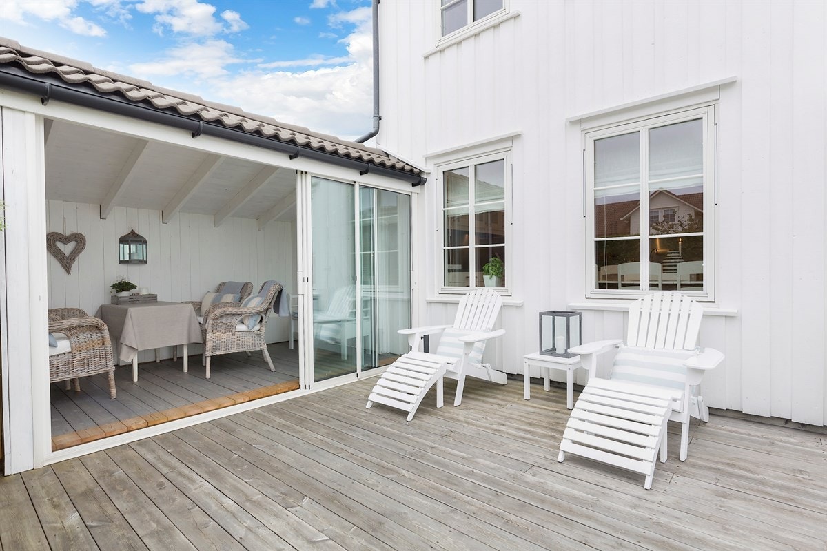 Lun og deilig uteplass Galleribilde