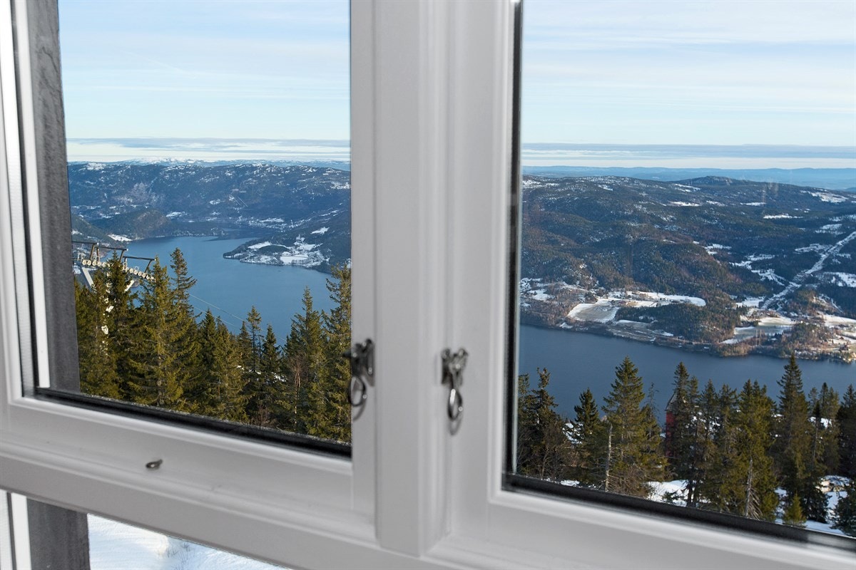 Utsikt over Krøderen Galleribilde