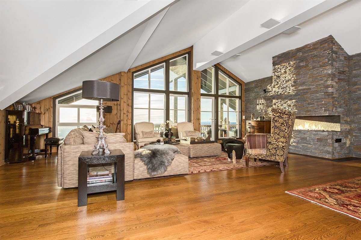 Lyst og luftig på dagtid. Galleribilde