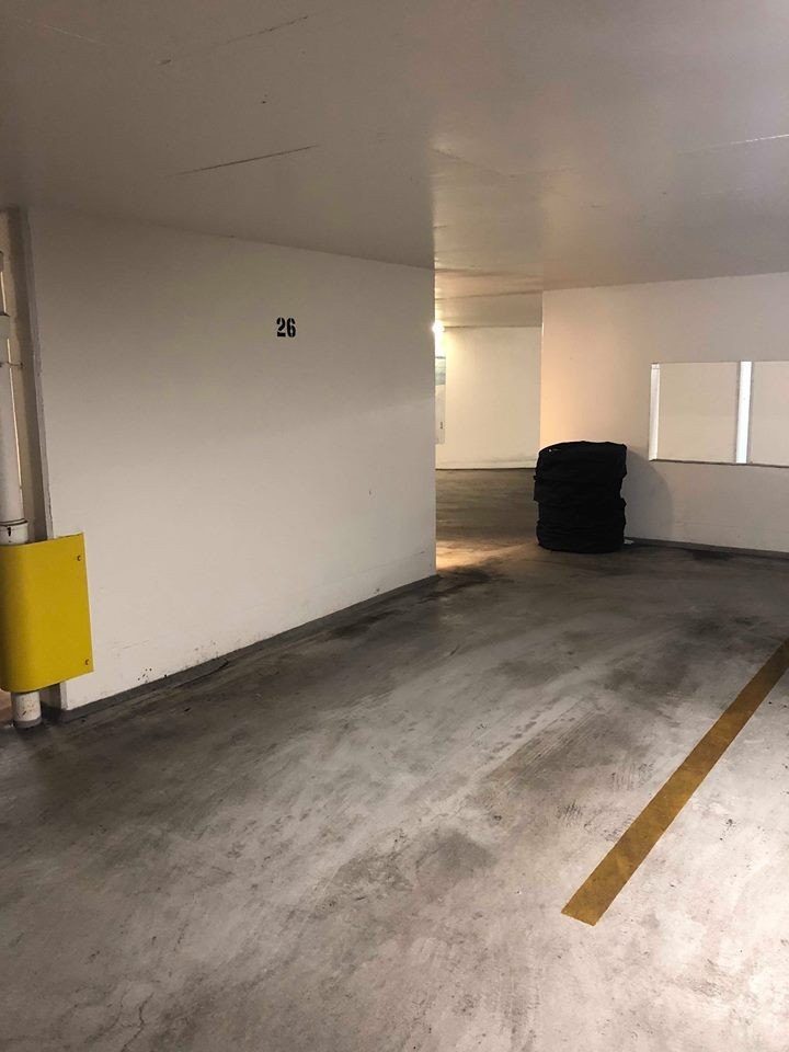 Parkeringsplassen Galleribilde