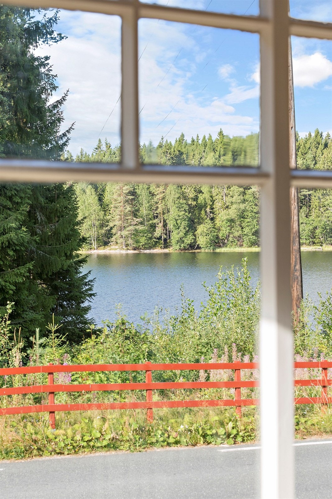 Nyt utsikten mot Mjermen. Galleribilde