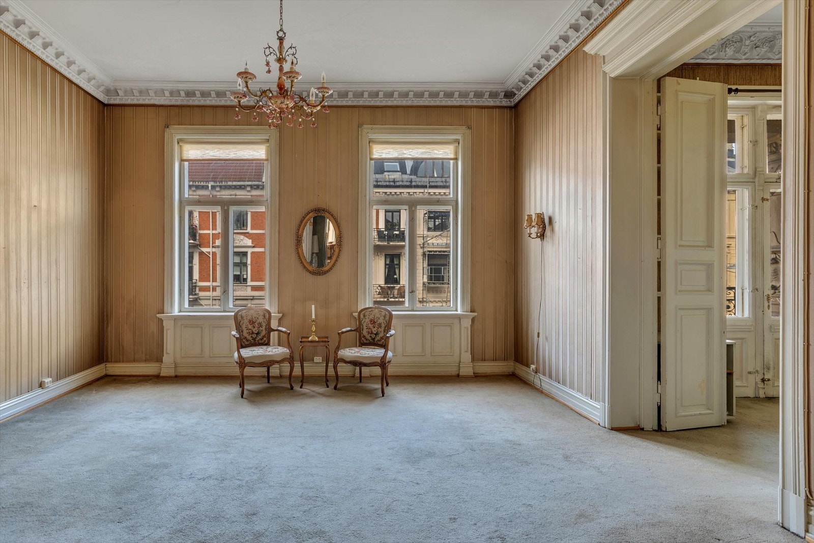 Store vinduer og god takhøyde Galleribilde