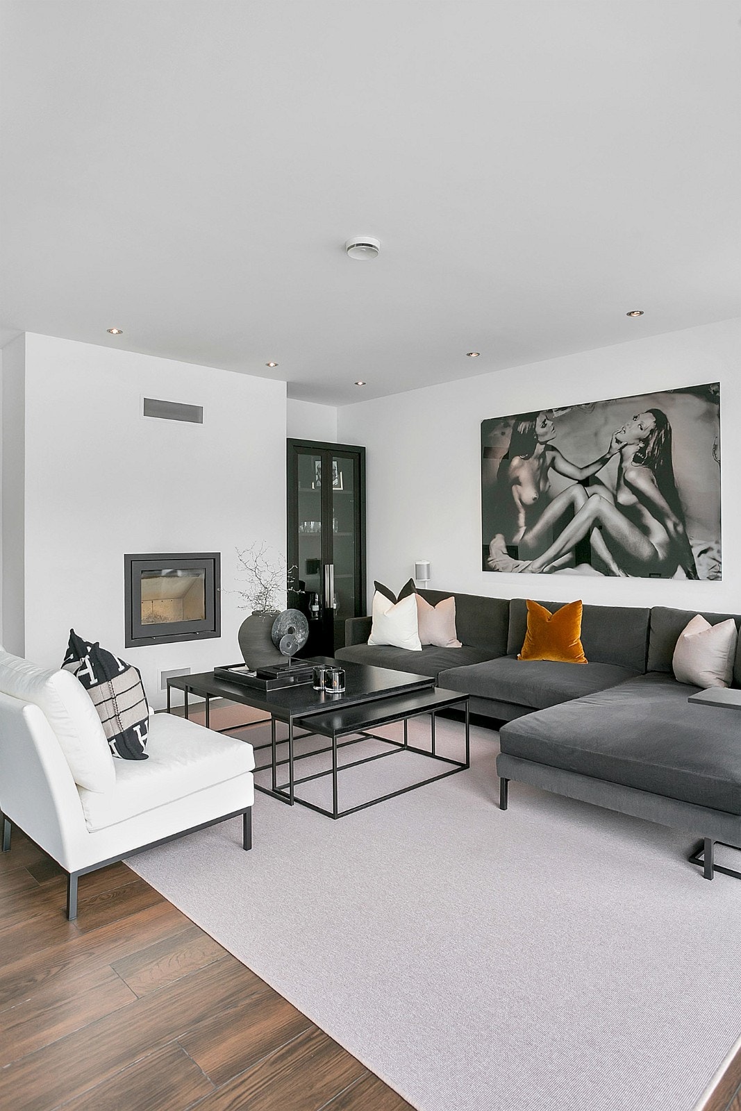 Stue med ildsted Galleribilde