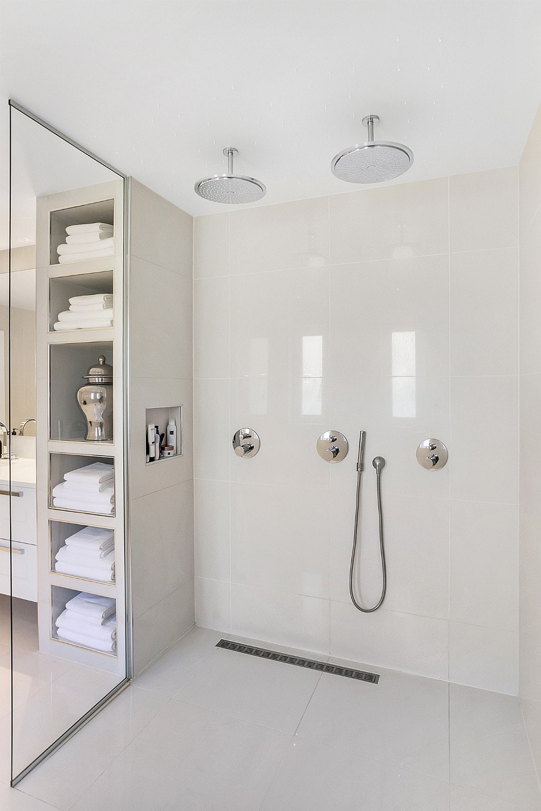 Bad 3.etasje med dobbe dusj Galleribilde