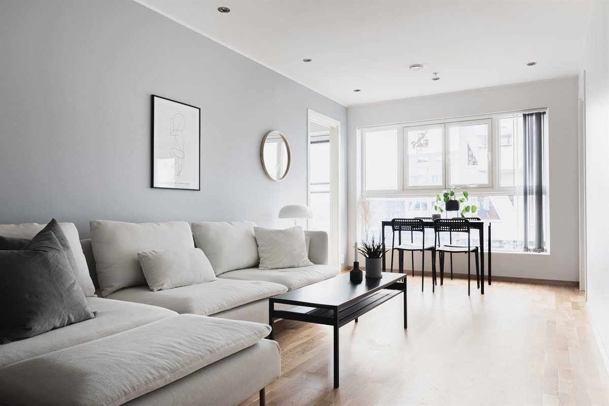 I stuen er det downlights i tak. Galleribilde