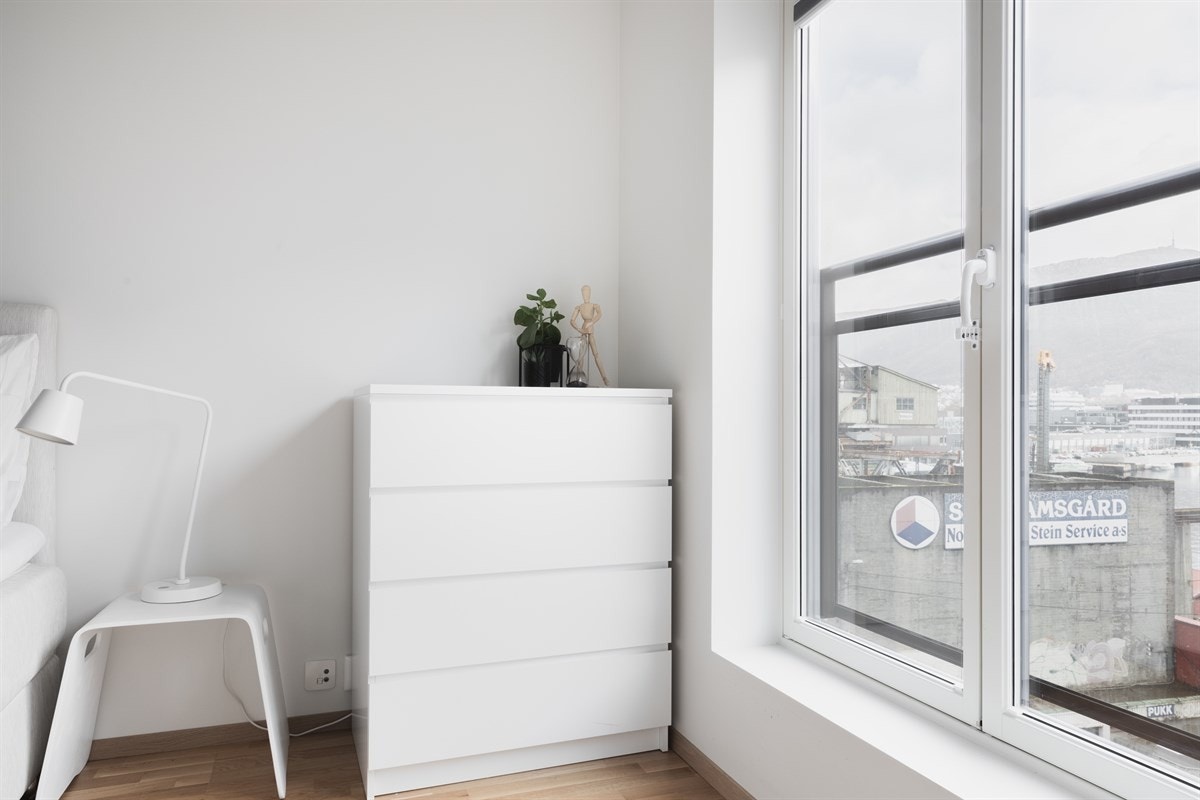 Hovedsoverommet har også utgang til en sørvestvendt fransk balkong. Galleribilde