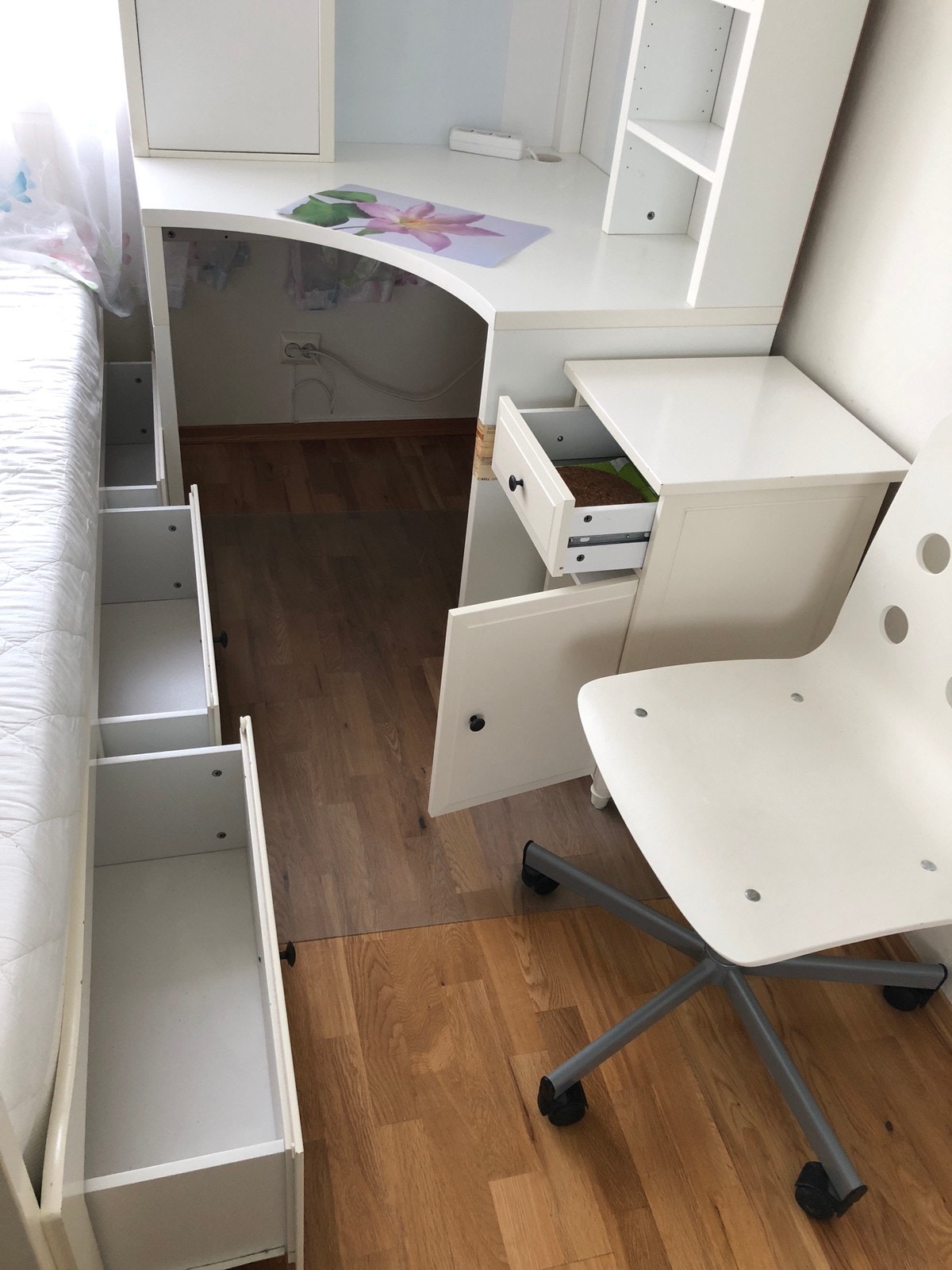 rom 2 mye oppbevaringsplass på rom 2 Galleribilde