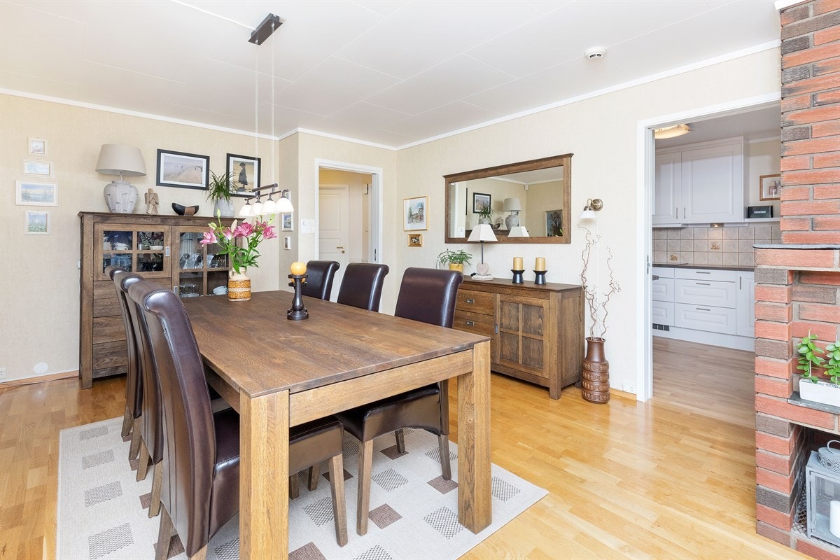 Spiseplass i stuen Galleribilde