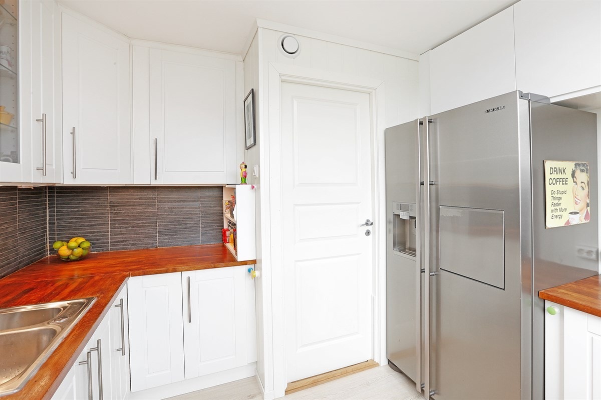 Lyst og delikat kjøkken Galleribilde