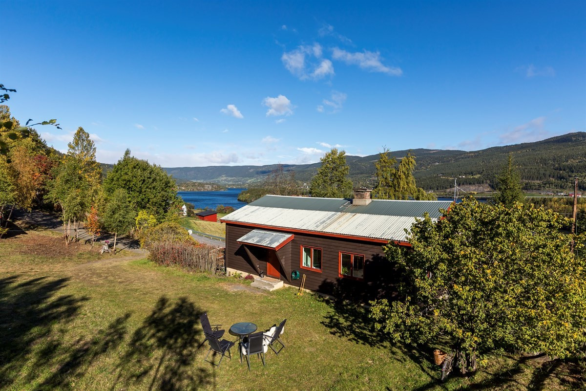 Velkommen til Trillebakkadn 2! Kontakt megler Siri Lyseng dersom du ønsker visning på denne eiendommen