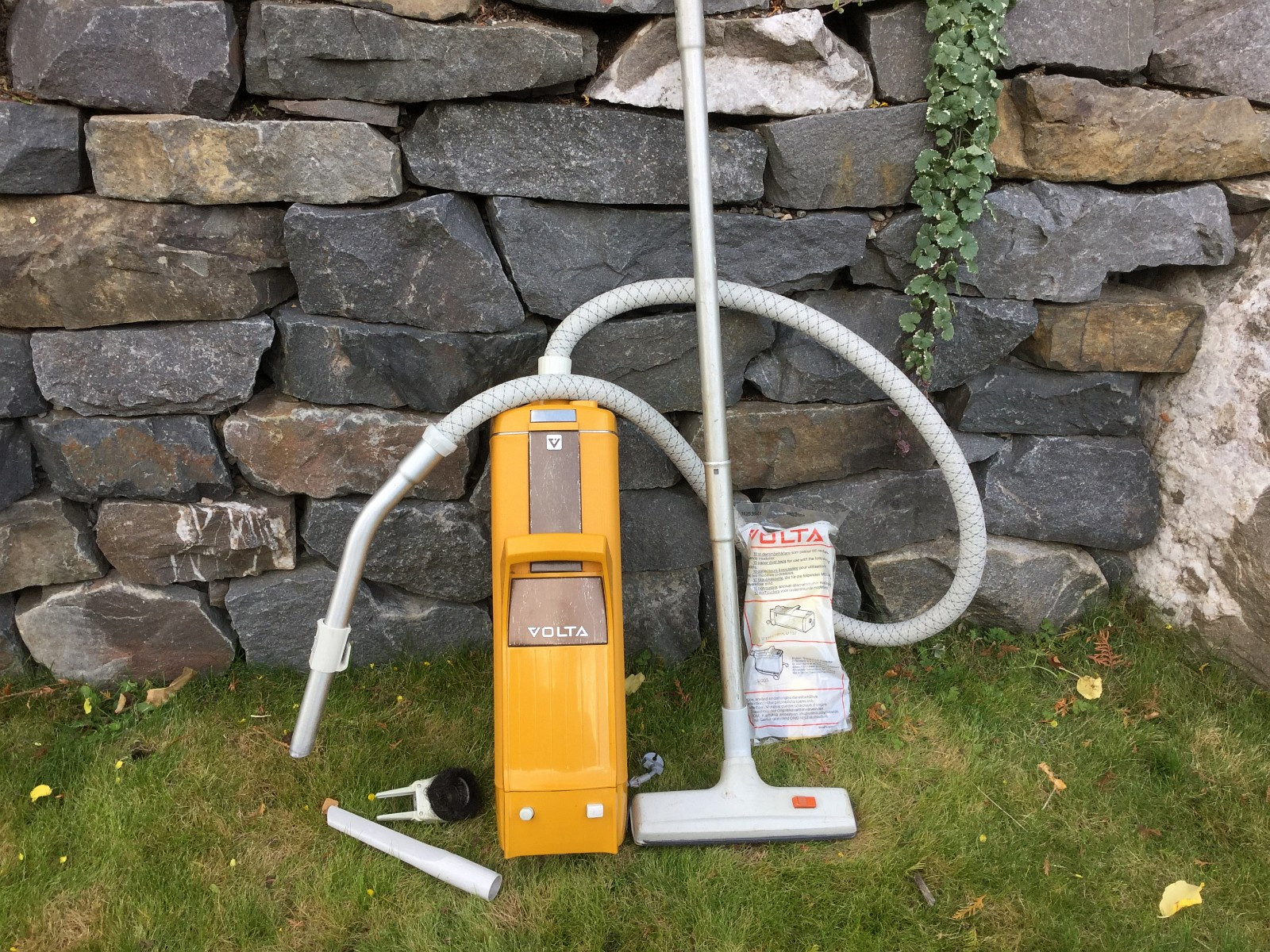 VOLTA retro støvsuger | FINN.no VOLTA retro støvsuger | FINN.no