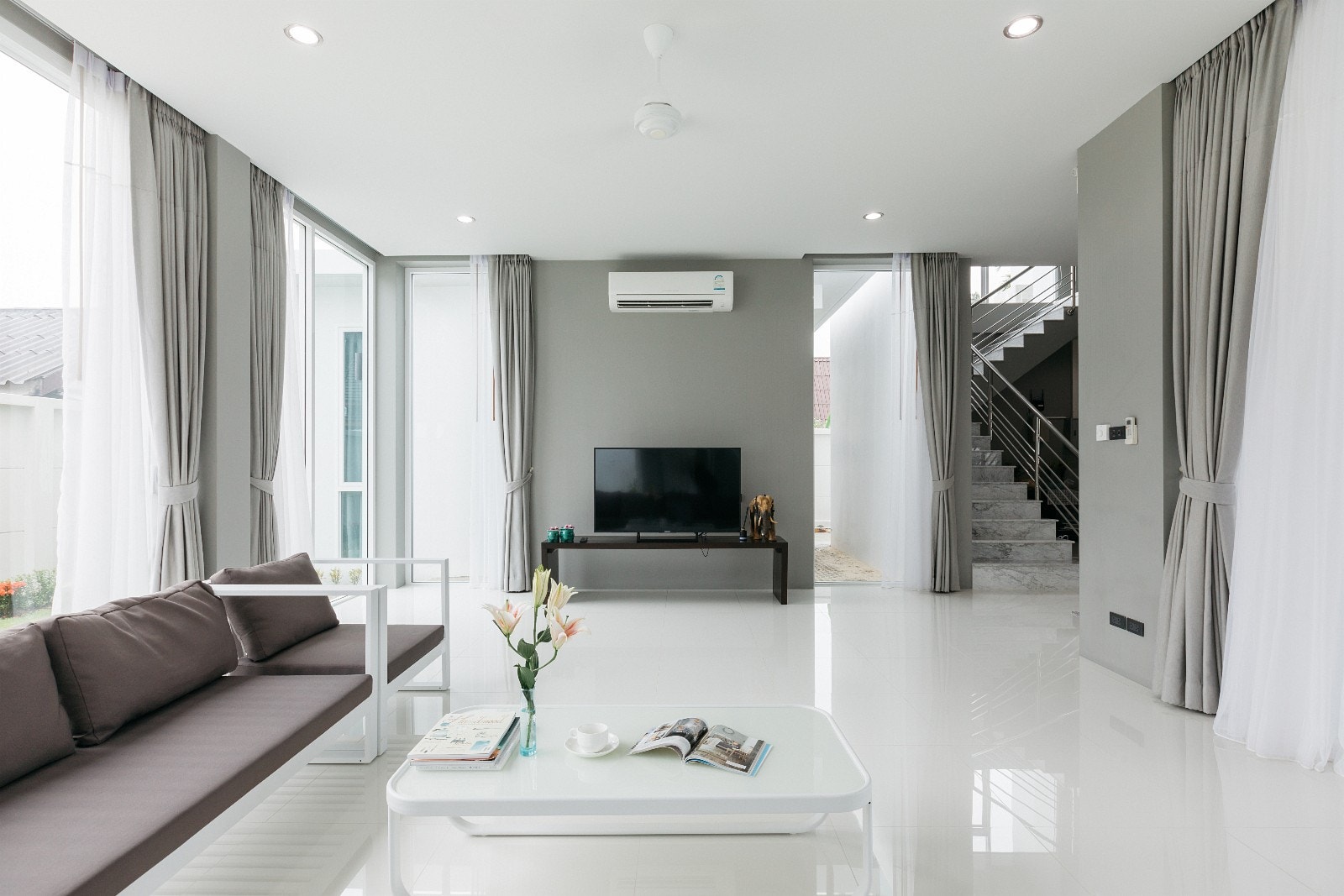 Stue og TV-rom. Galleribilde