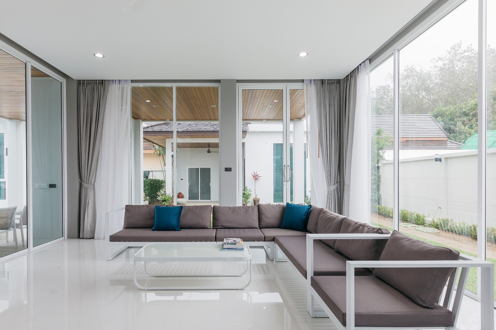 Stue og TV-rom. Galleribilde