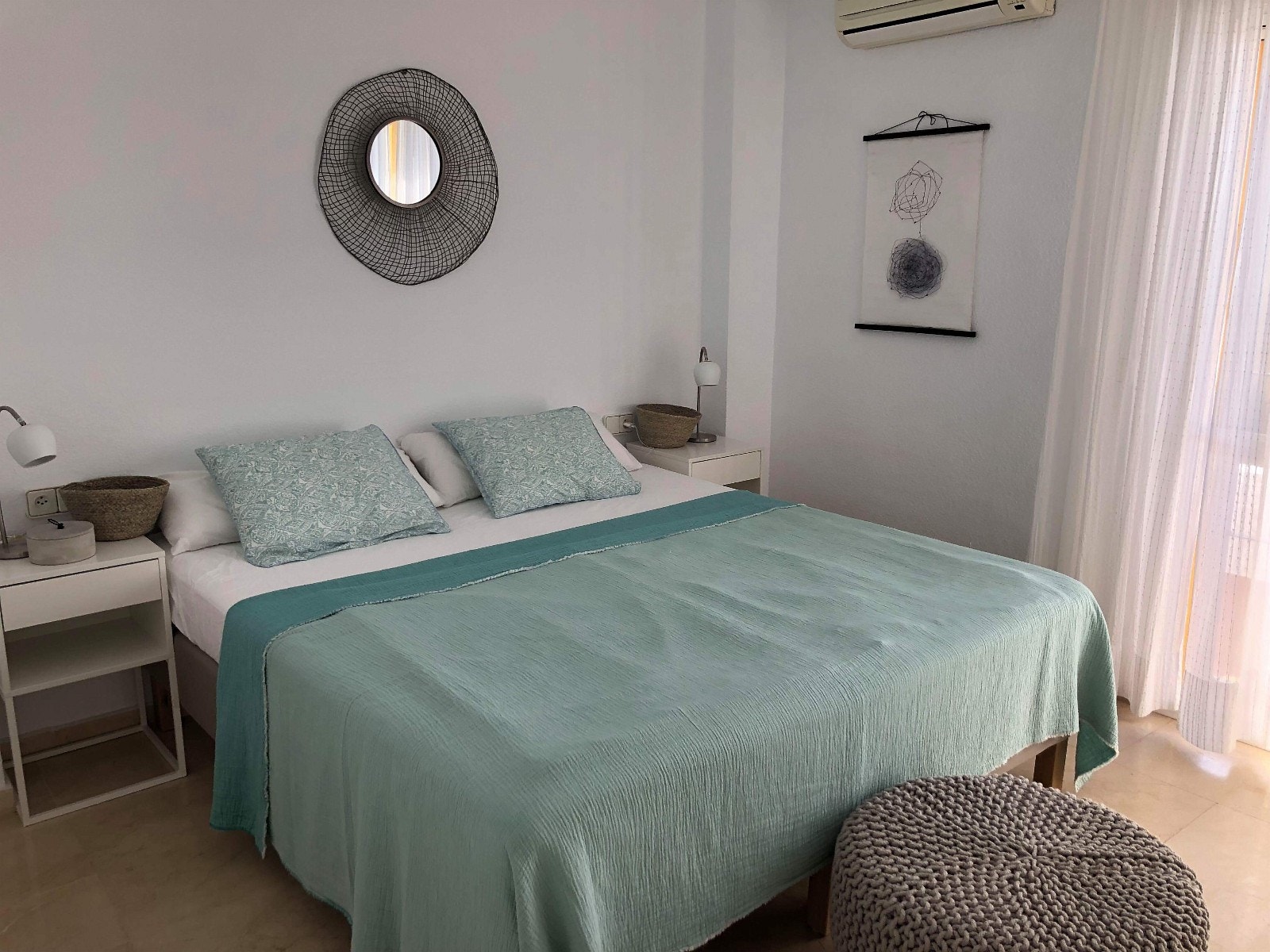 Master bed-room med dobbeltseng 180cm x 200 cm Galleribilde