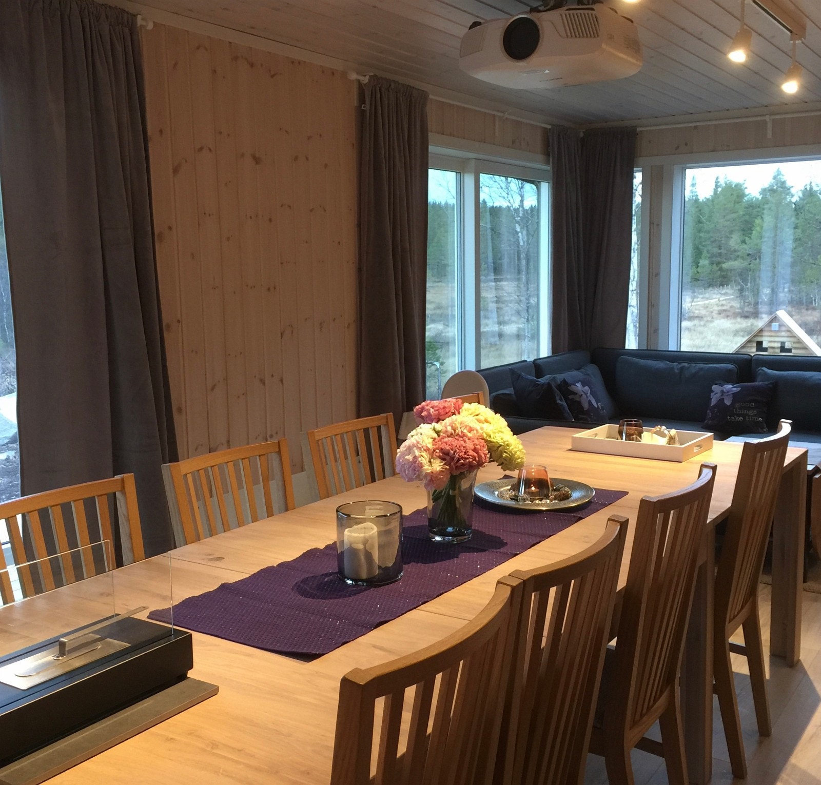 Koselig spisestue Galleribilde