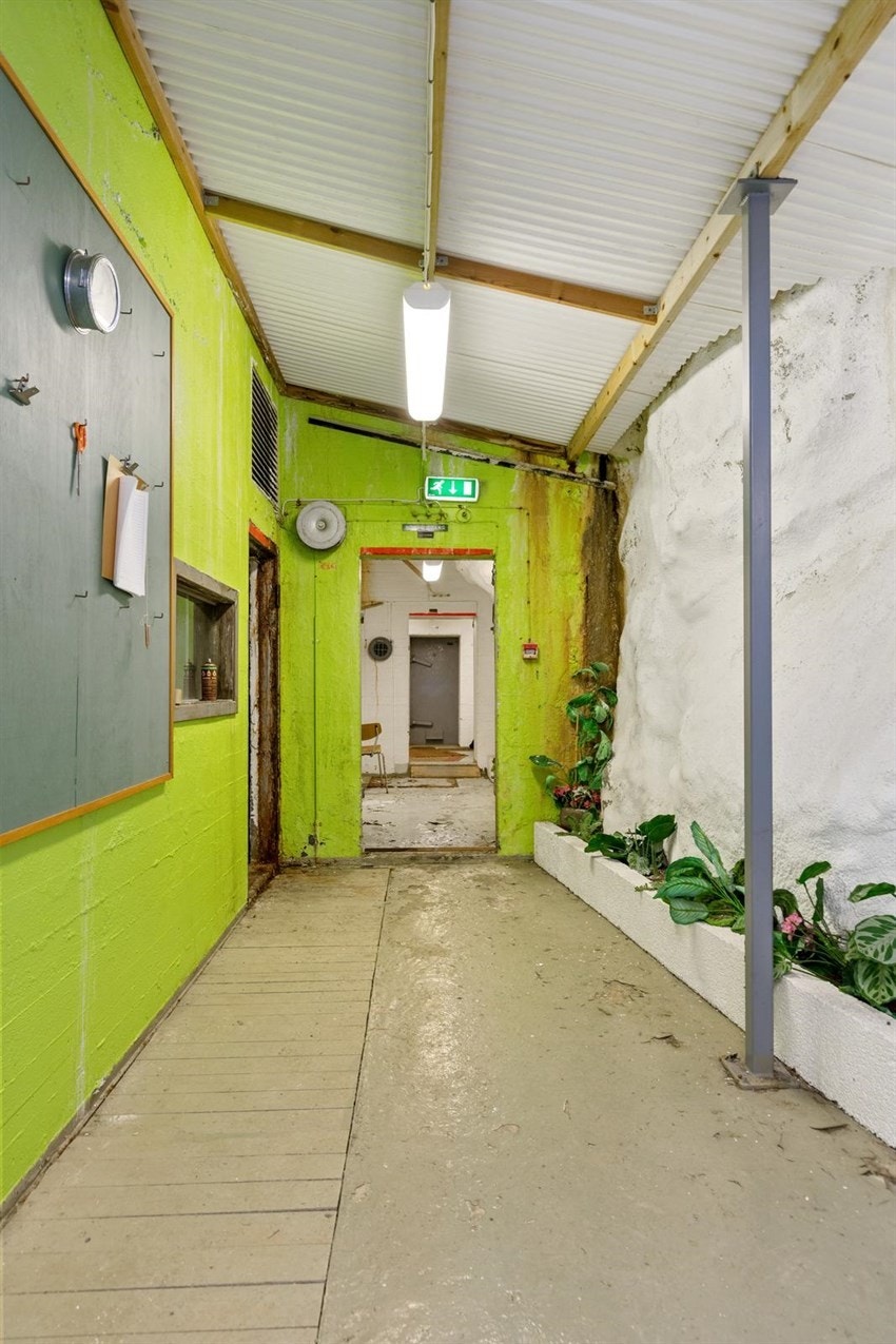 9_entr__1 Galleribilde