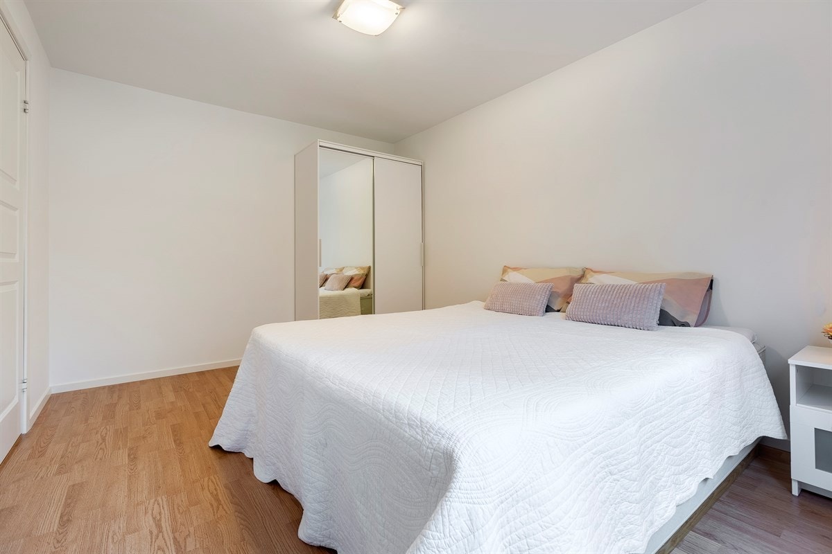 Hovedsoverommet er på ca 12 m². Galleribilde