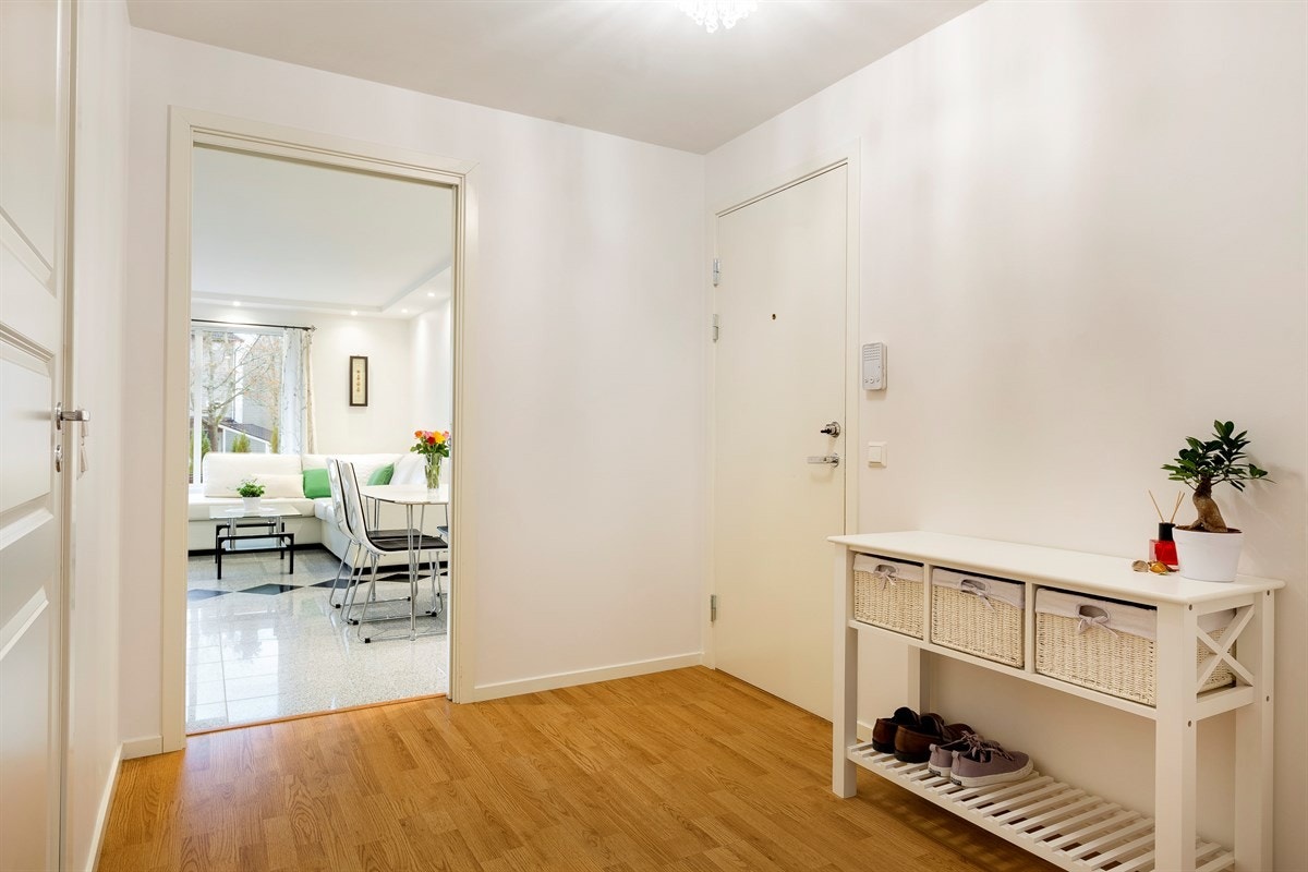 Entré. Galleribilde