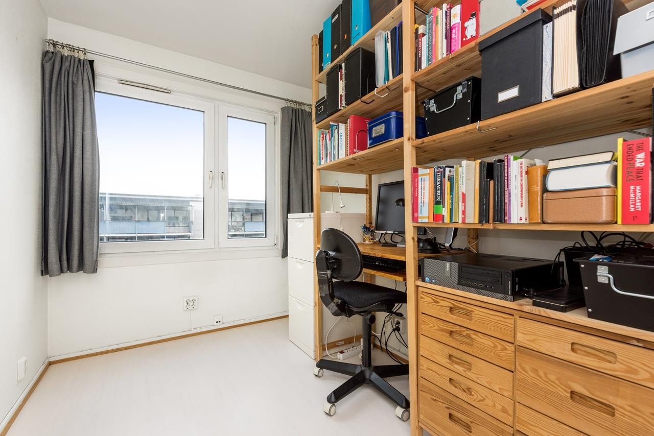 Soverom nr. 2 med inngang fra kjøkkenet Galleribilde