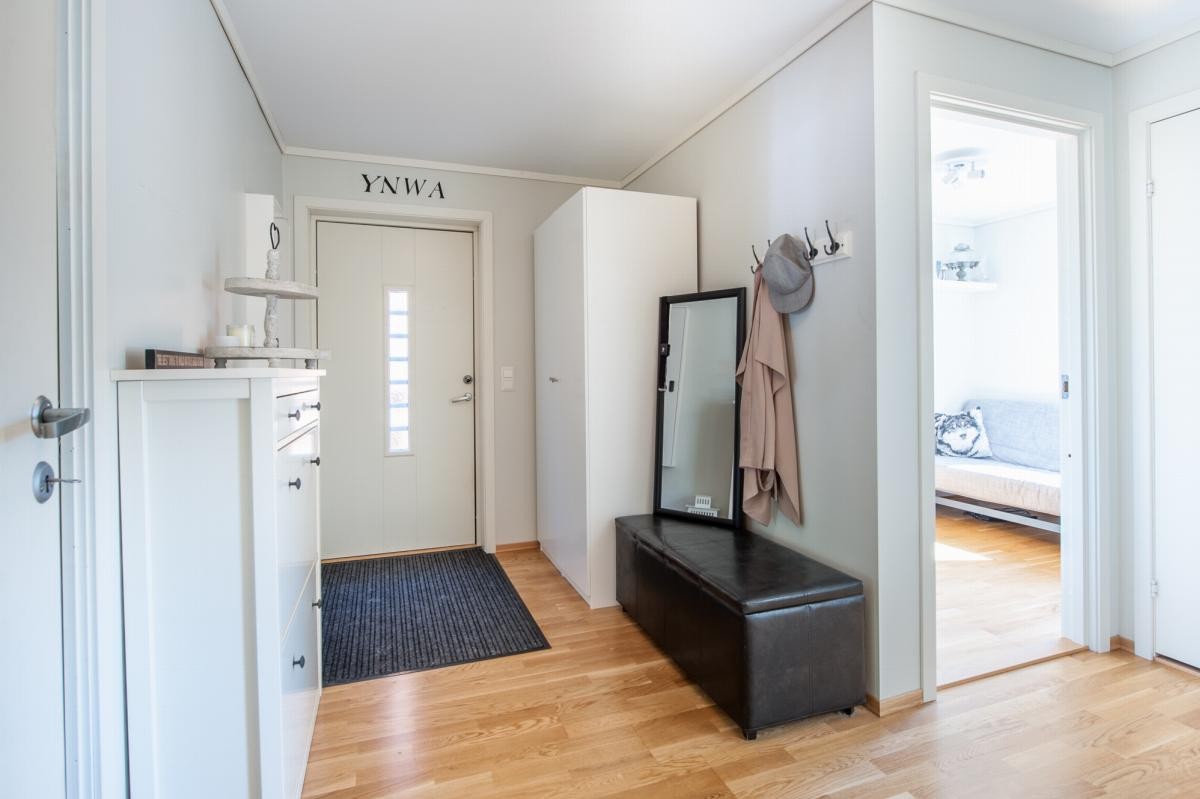 Entré / gang Galleribilde